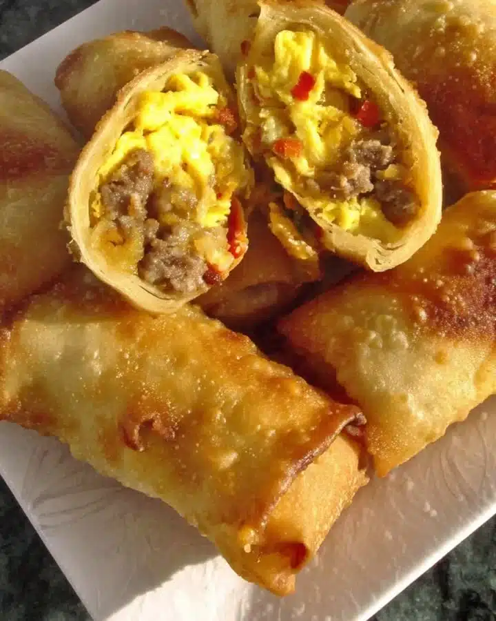 Golden Sunrise Breakfast Rolls 1 Freshly baked Golden Sunrise Breakfast Rolls ready to enjoy